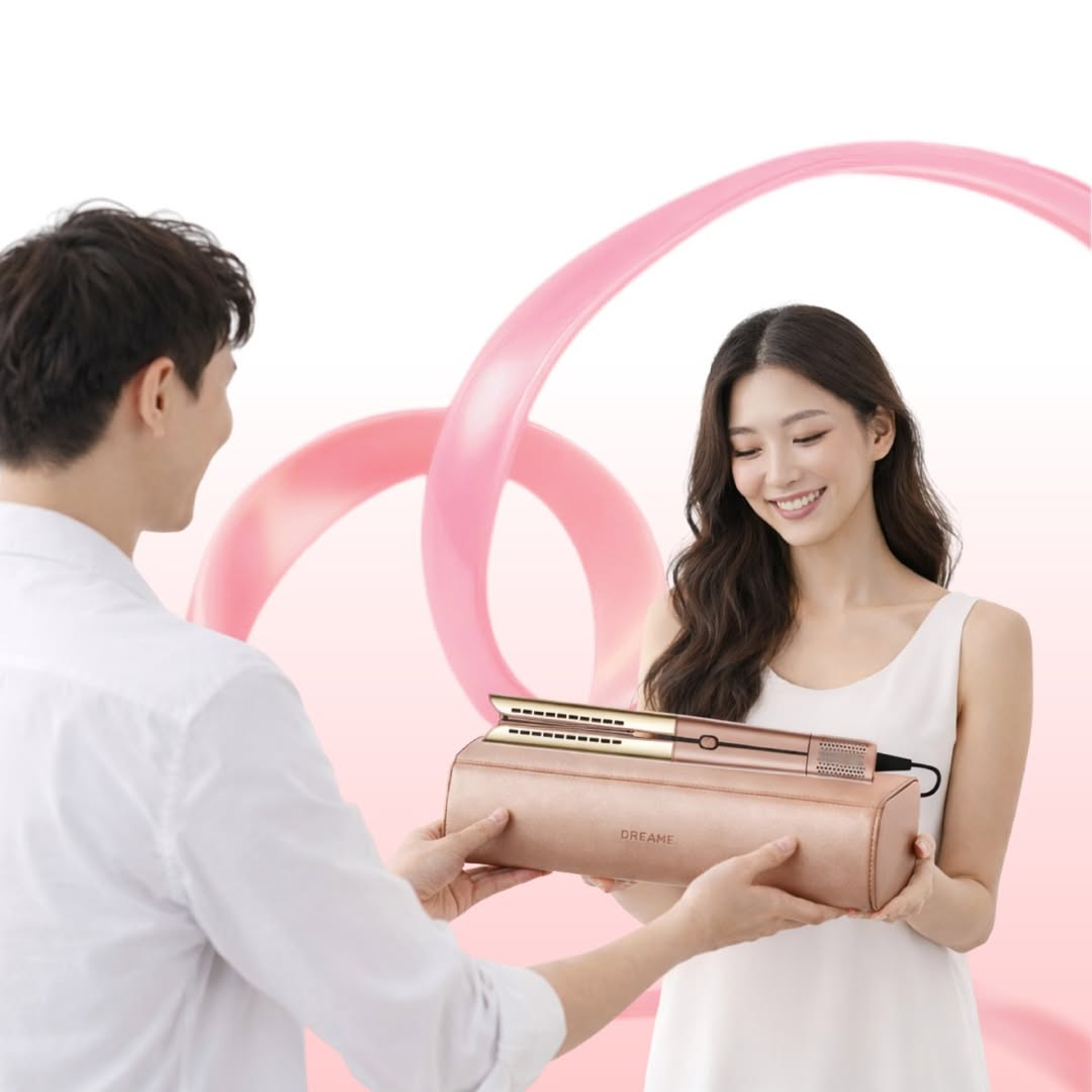 The Dreame Aero Straight hair styling tool